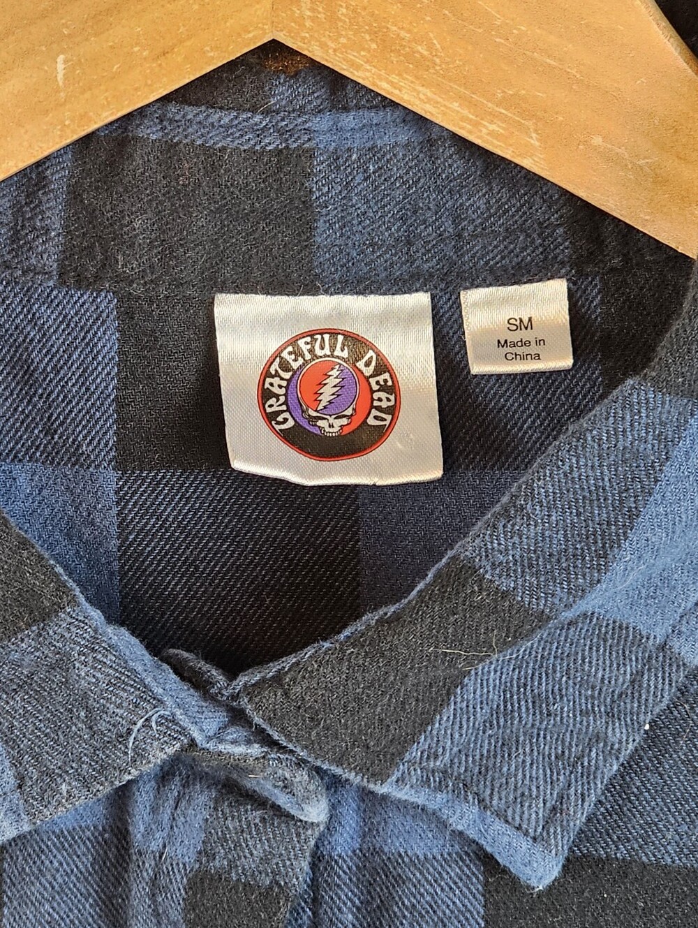 Grateful Dead Bertha Skull & Roses Blue Plaid Flannel - Size Small - Picture 2 of 6